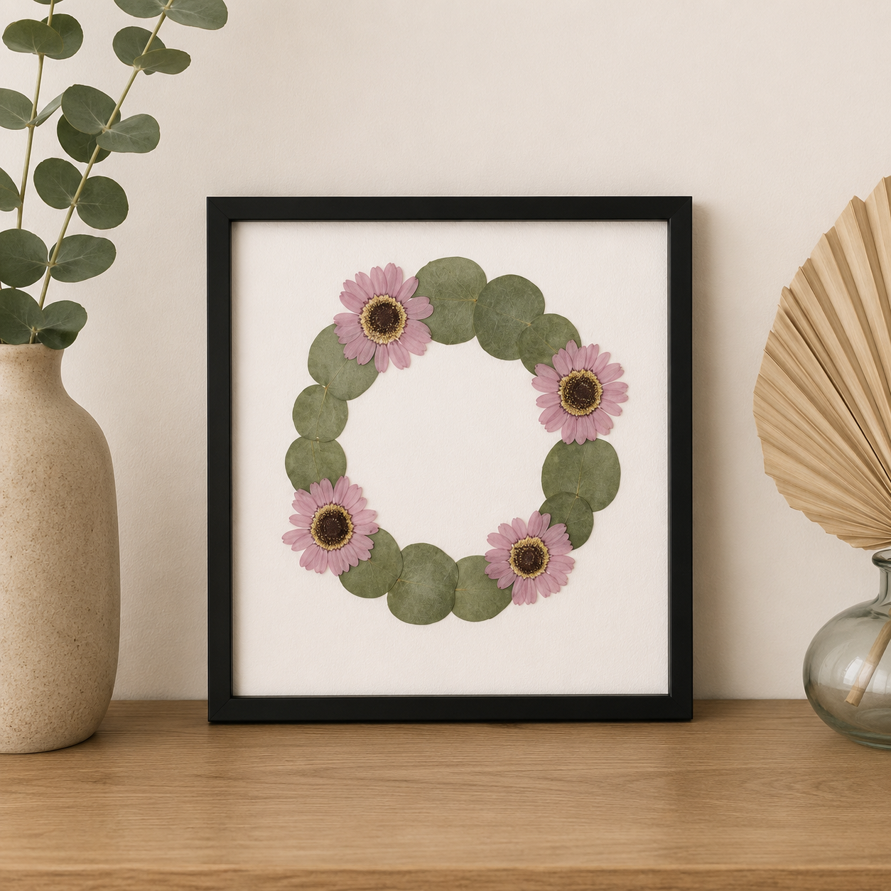 10 idées cadeaux personnalisées avec des fleurs séchées