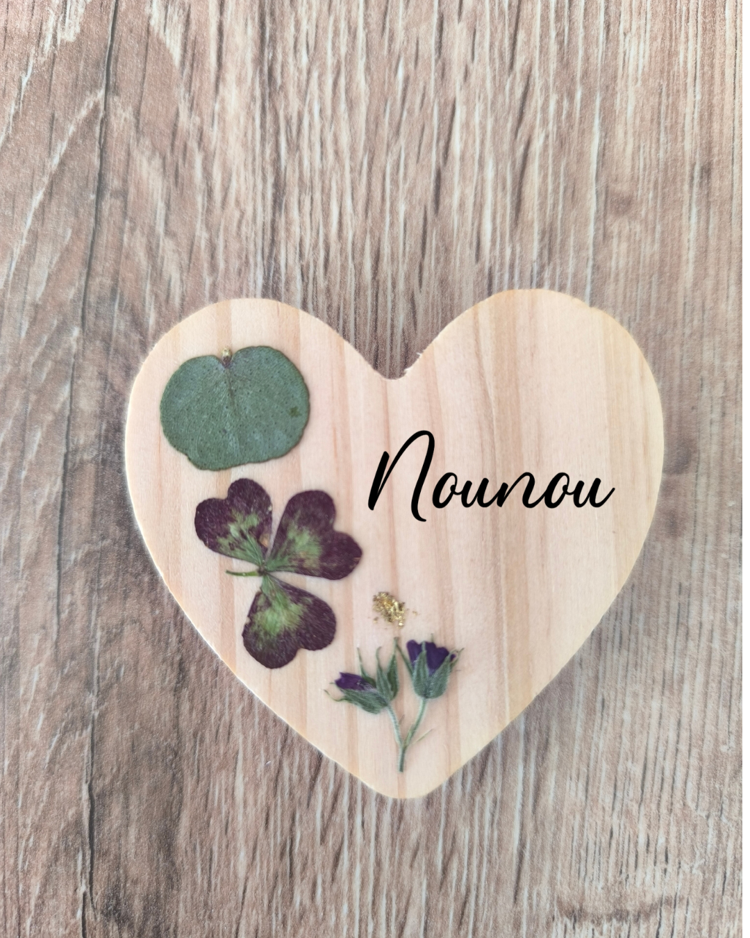 Magnets en bois coeur - Eucalyptus