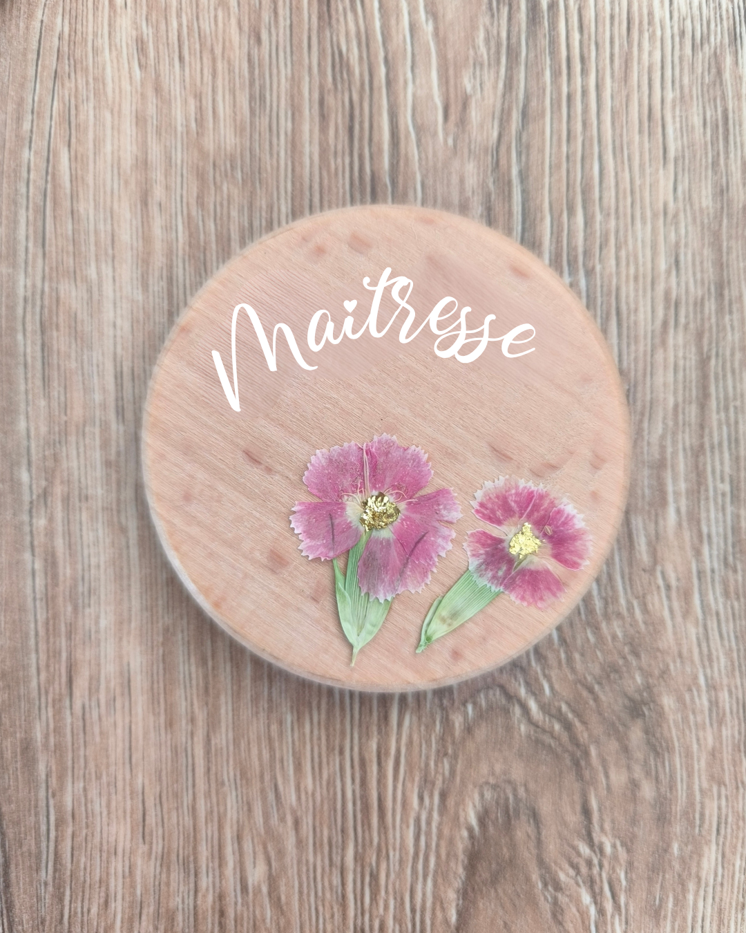 Magnets en bois - Oeillet