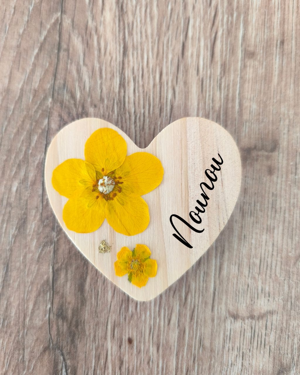 Magnets en bois coeur - Yellow