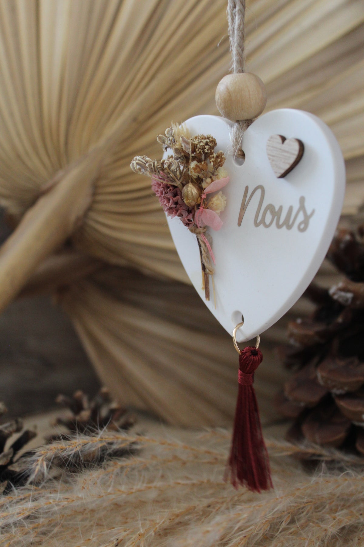 Cœur suspendu personnalisé en fleurs séchées