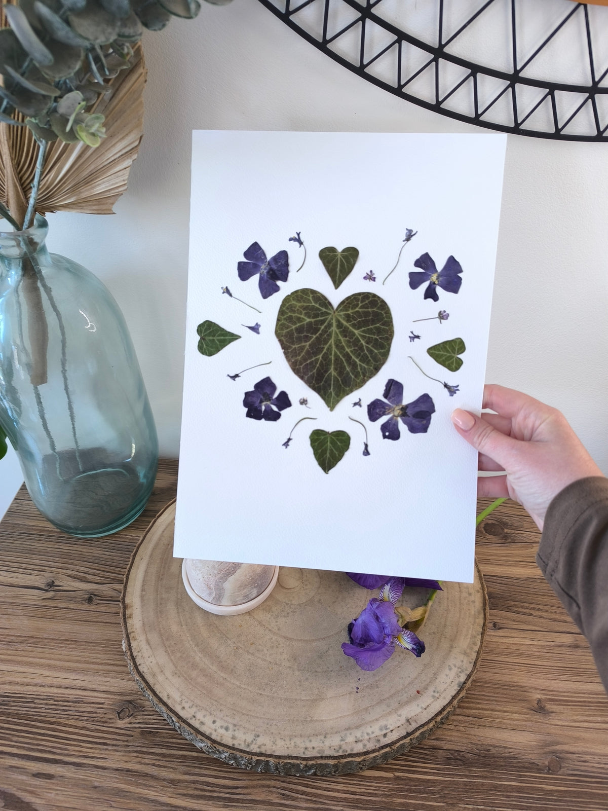 Herbier mandala coeur fleurs séchées