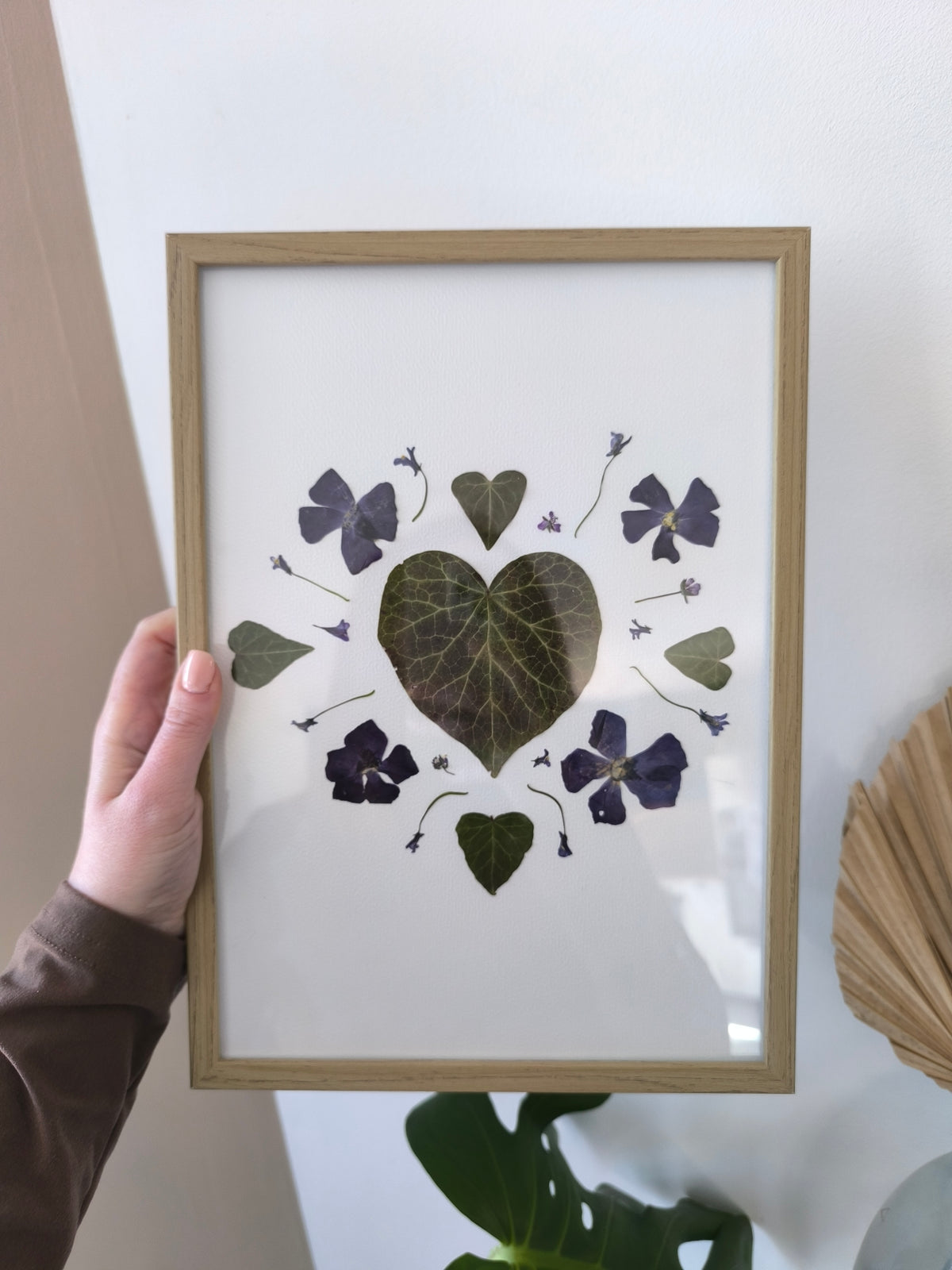 Herbier mandala coeur fleurs séchées