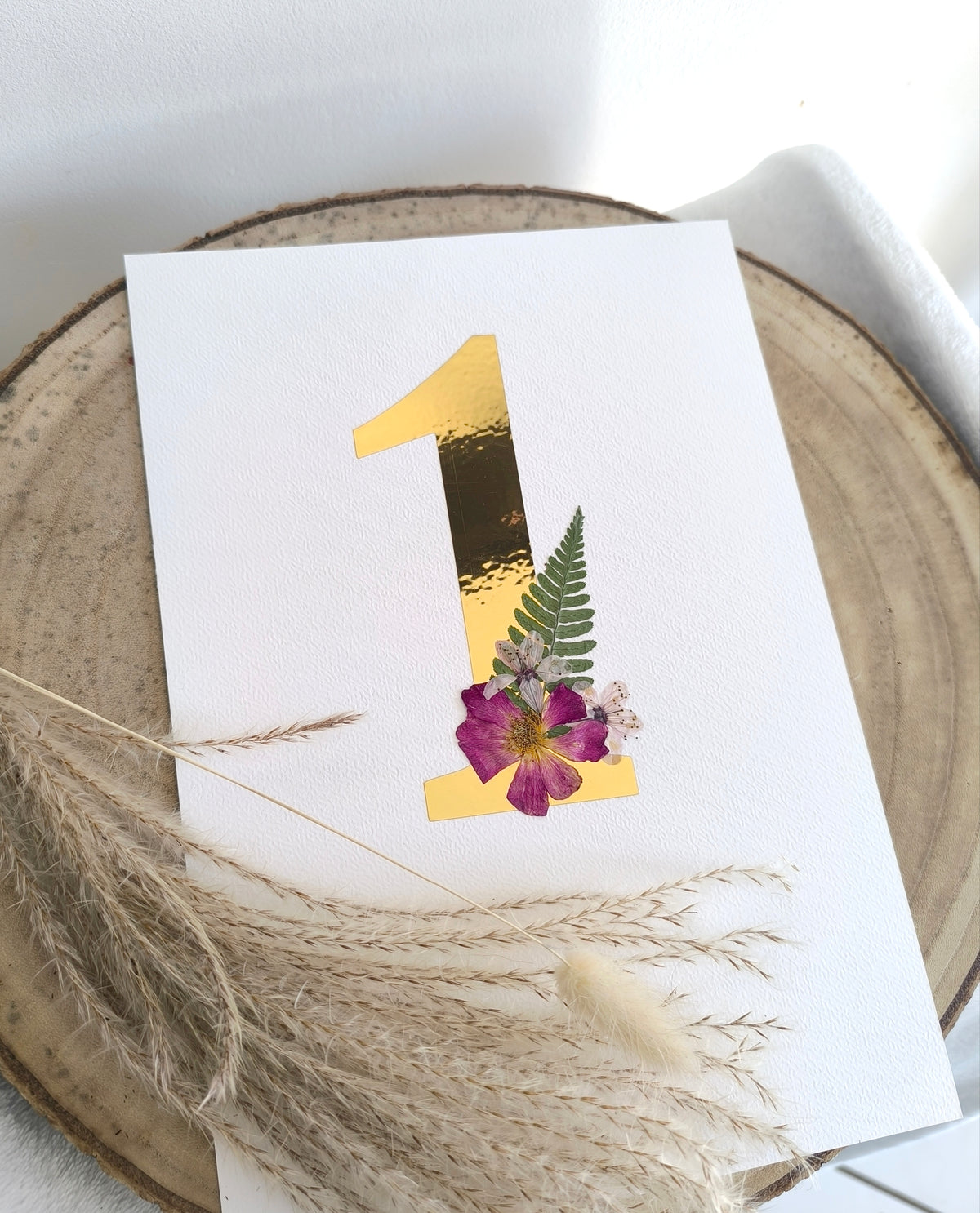 herbier chiffre fleurs séchées
