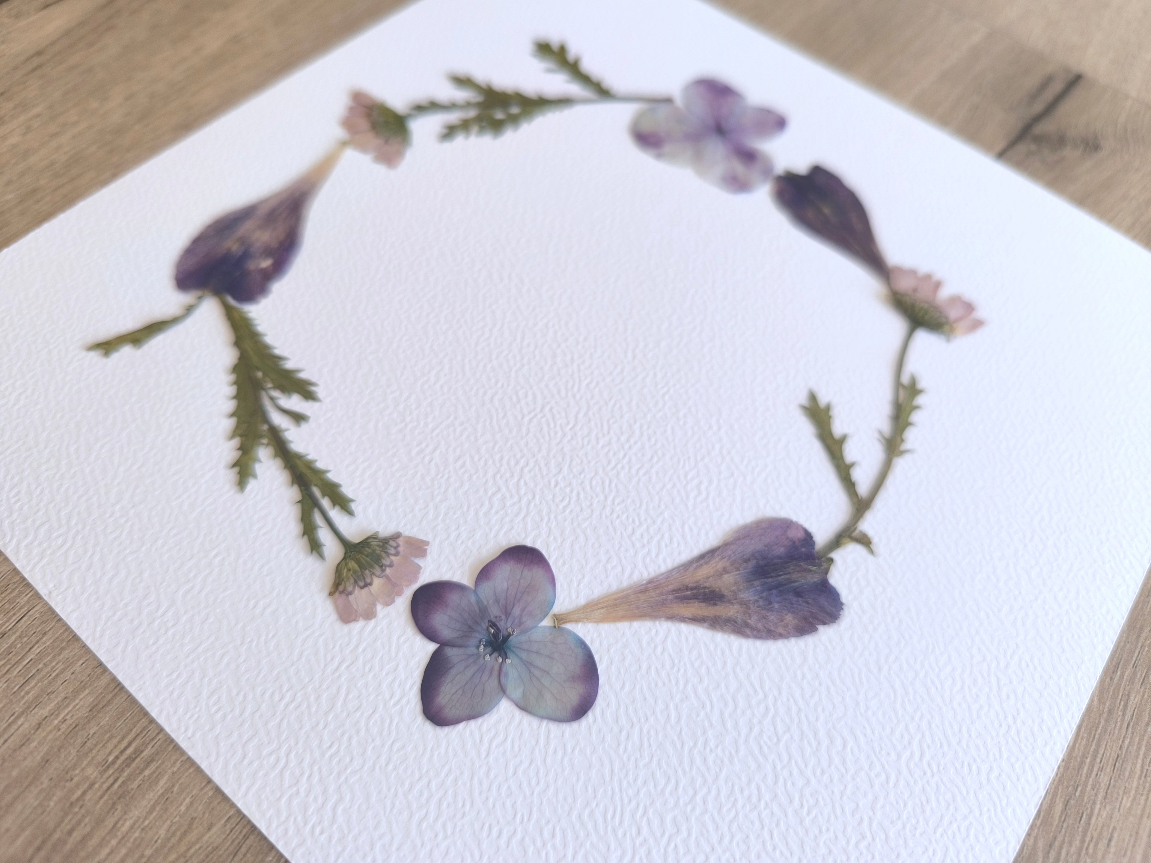 Herbier couronne - Lys des incas et hortensia