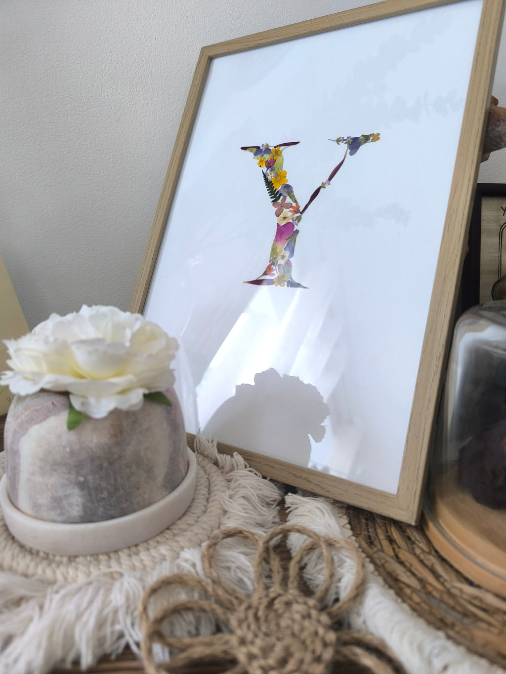Herbier Lettre Fleurie Personnalisée en Fleurs Pressées